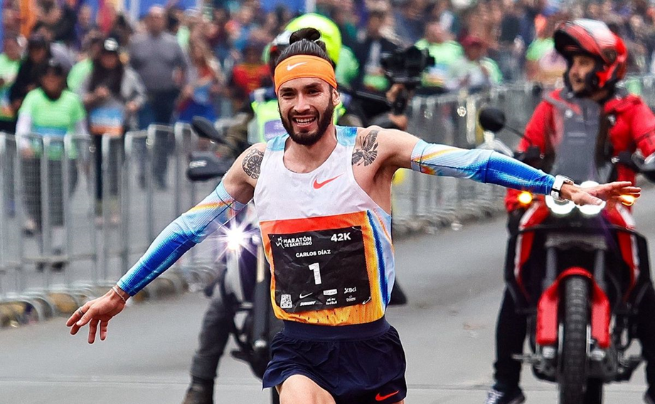 Carlos Díaz ganador del Maratón de Santiago