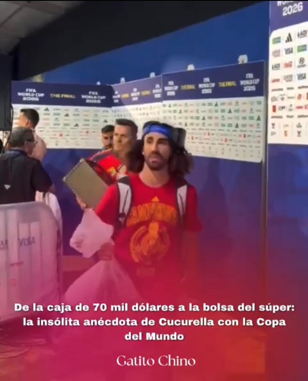 La insólita anécdota de Cucurella con la copa del Mundo