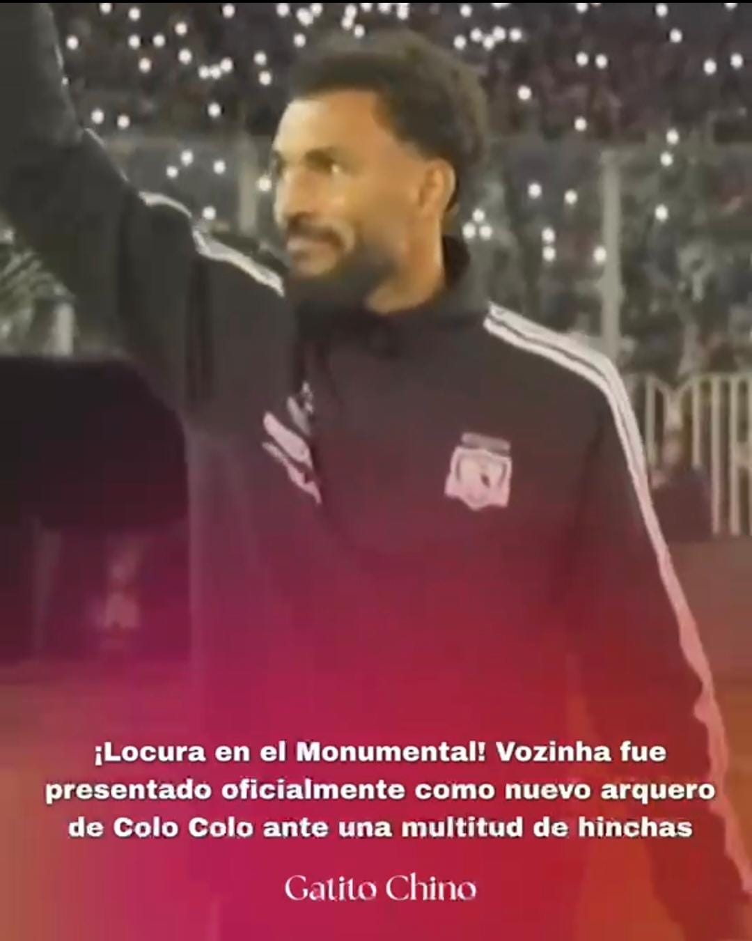 Así fue la multitudinaria presentación de Vozinha en el Estadio Monumental